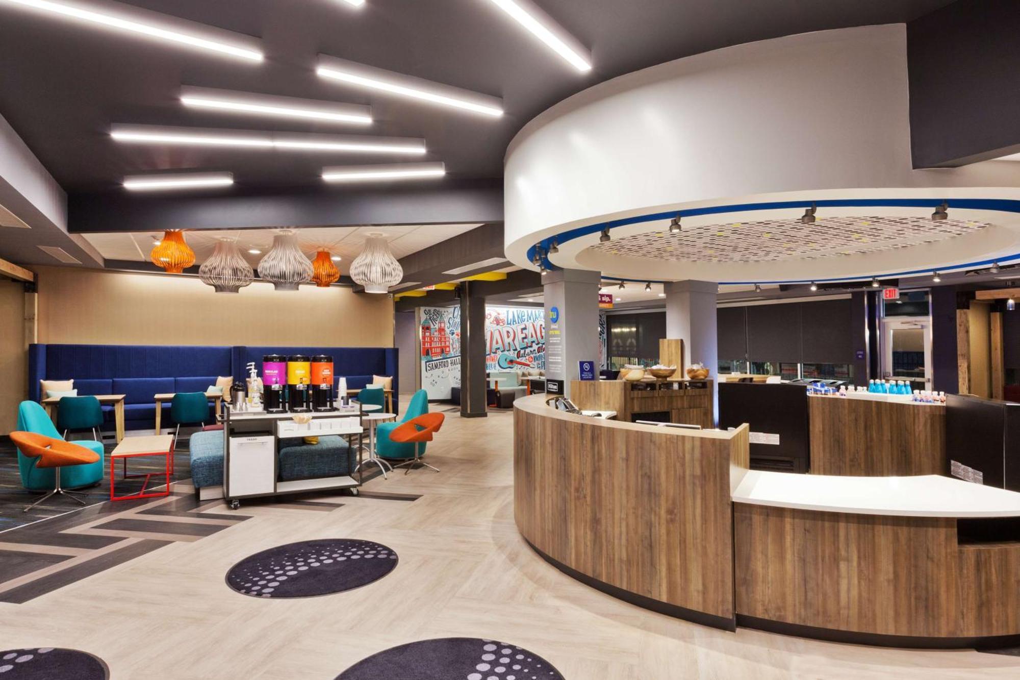 Tru By Hilton Auburn Hotel Exterior foto